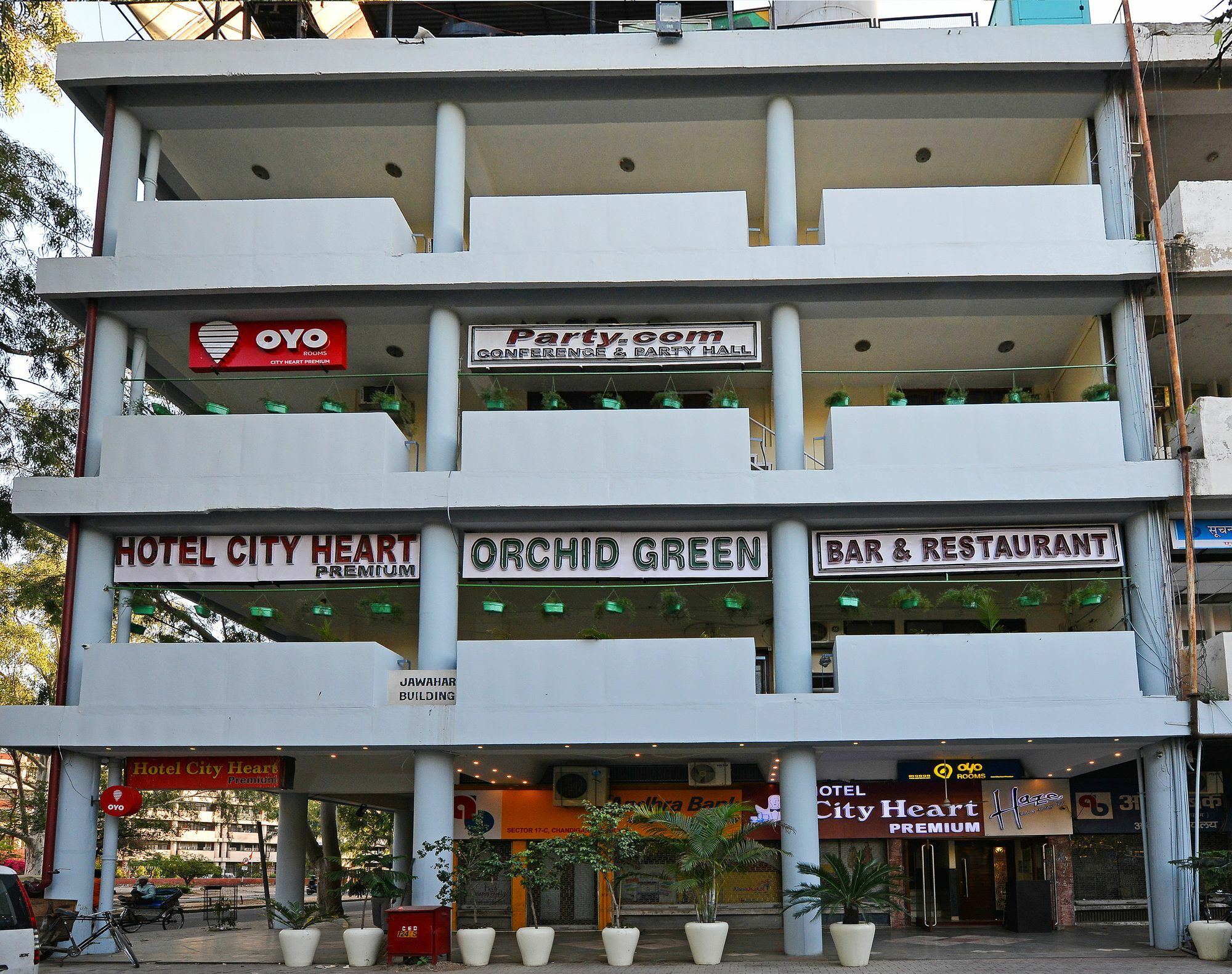 Hotel City Heart Premium Chandīgarh Exterior foto